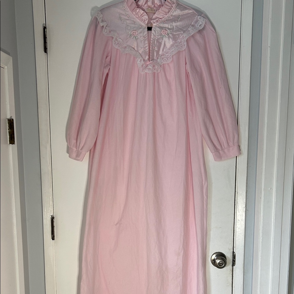 Dara Jane New York Pink Nightgown Pajama Lace Collar Cottagecore Grandmacore